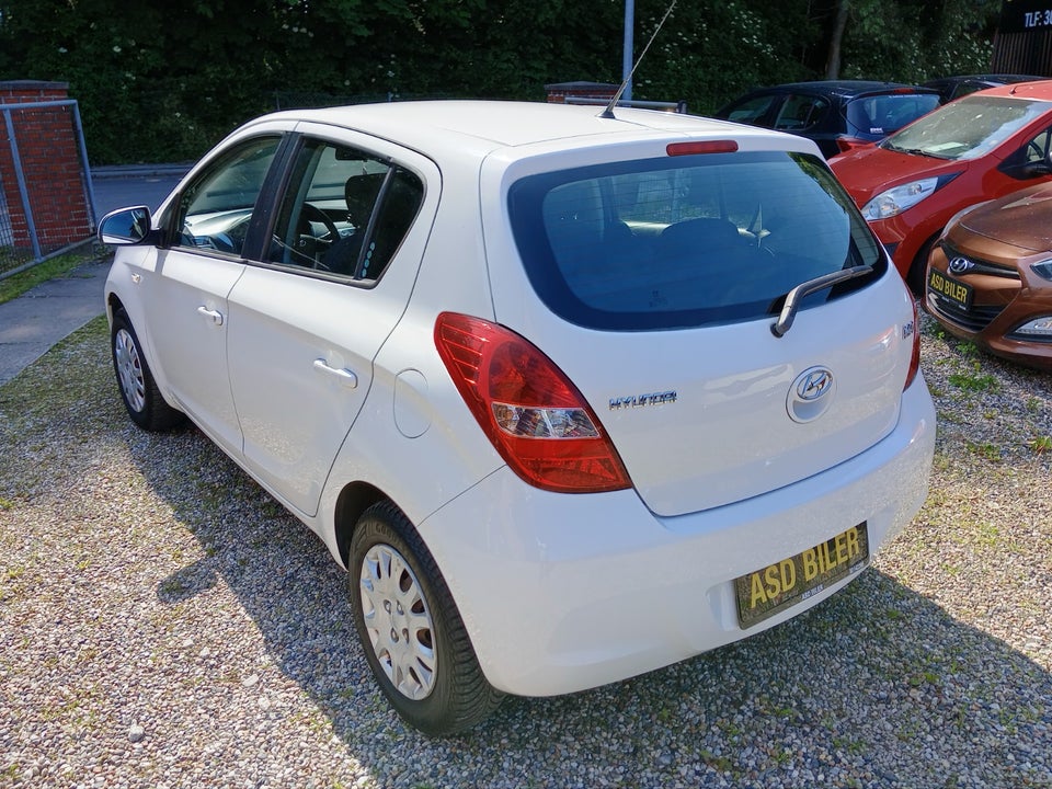Hyundai i20 1,25 Comfort 5d