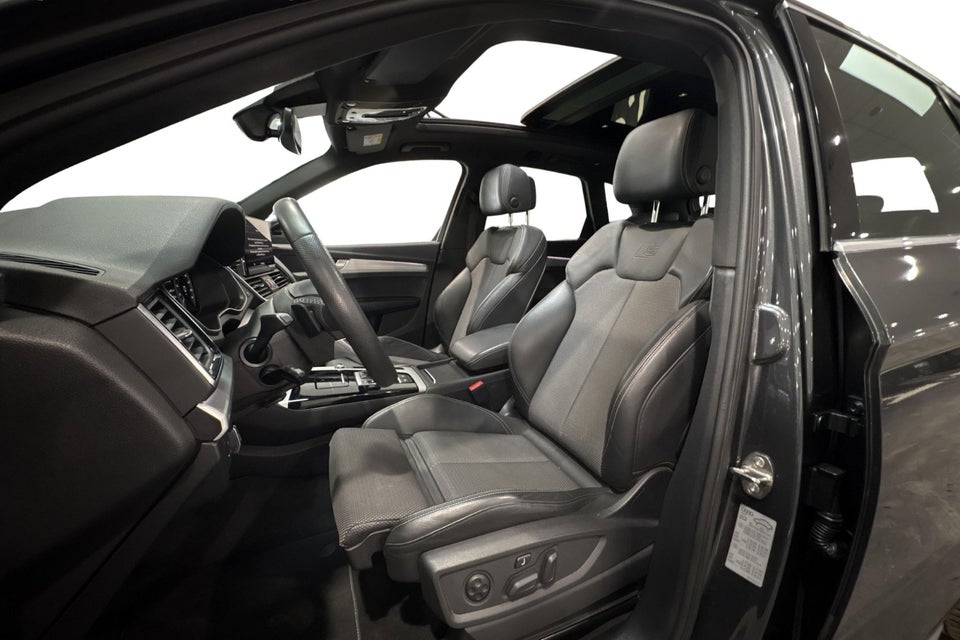 Audi Q5 50 TFSi e S-line quattro S-tr. 5d