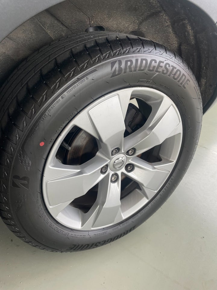 Volvo XC40 2,0 D4 190 Momentum aut. AWD 5d