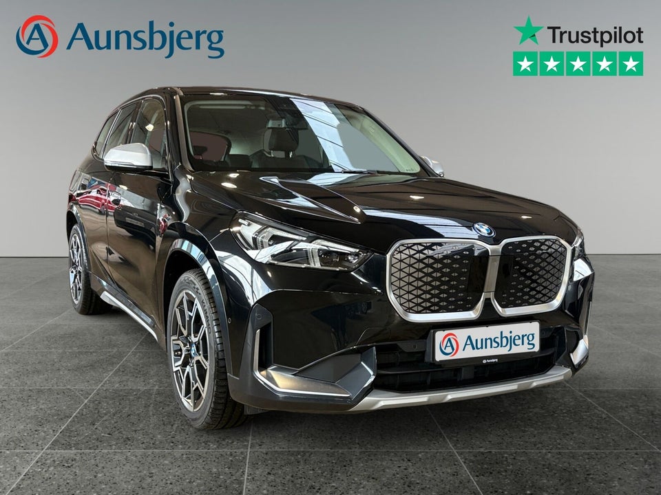 BMW iX1 eDrive20 X-Line 5d