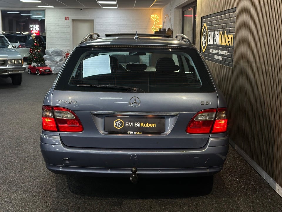 Mercedes E220 2,2 CDi Avantgarde stc. aut. 5d