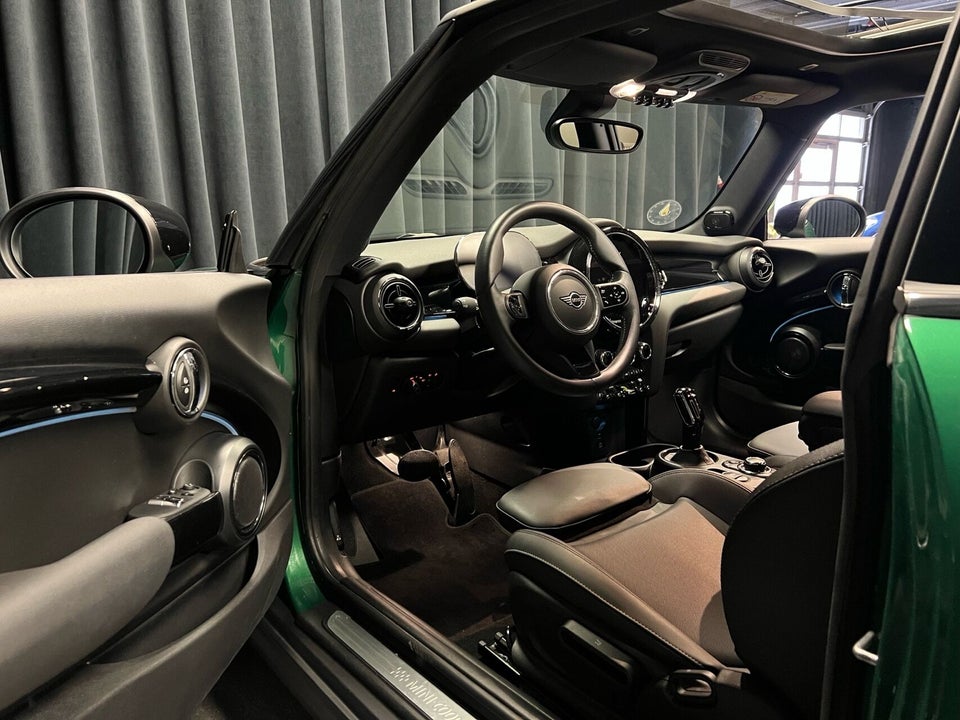 MINI Cooper SE Edition Premium Plus 3d