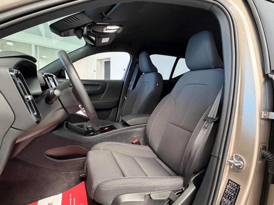 Volvo XC40 ReCharge Extended Range Core 5d