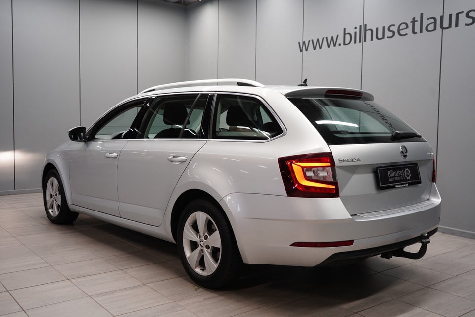 Skoda Octavia 2,0 TDi 150 Ambition Combi DSG 5d