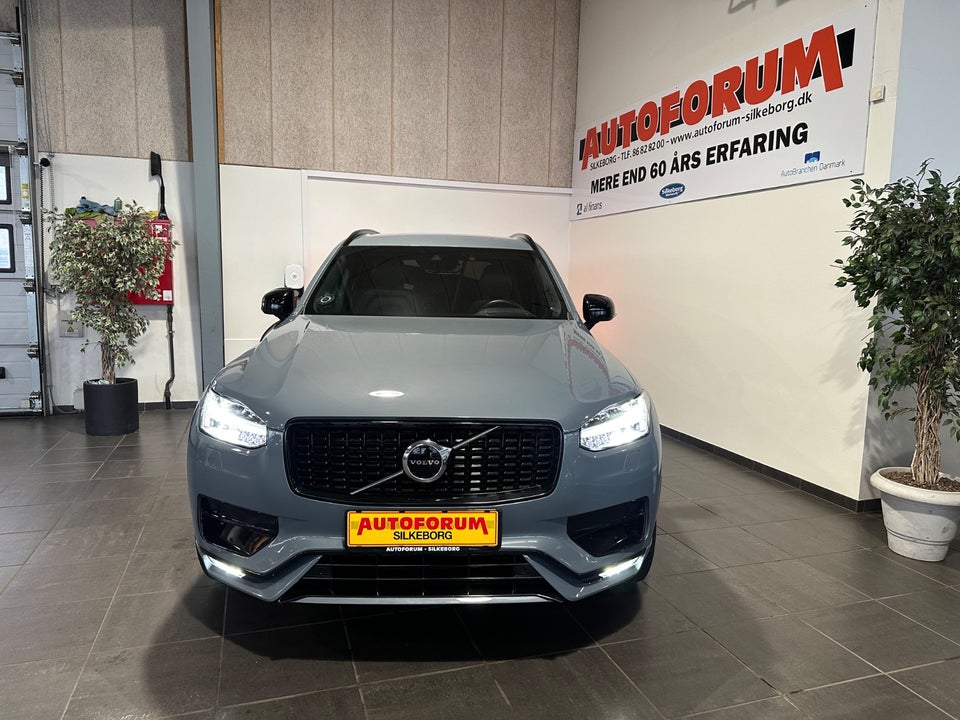 Volvo XC90 2,0 B5 235 R-Design aut. AWD Van 5d