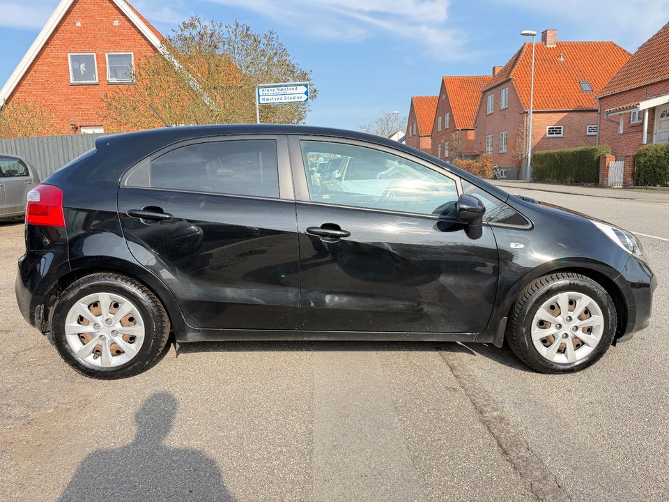 Kia Rio 1,1 CRDi 75 Collect 5d