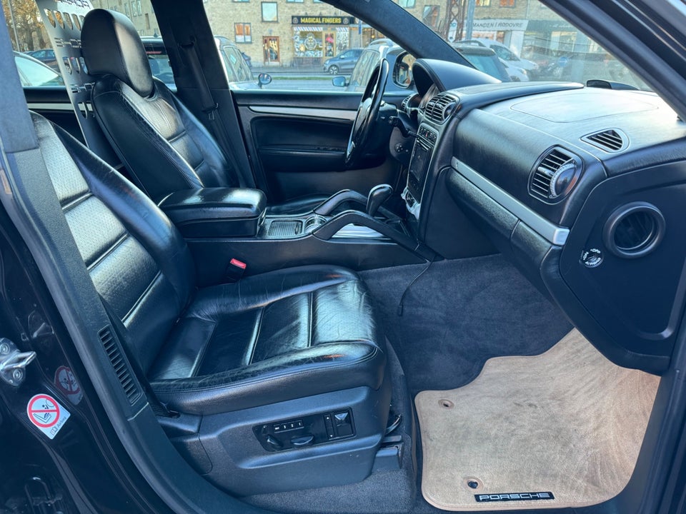 Porsche Cayenne Turbo 4,5 Tiptr. Van 5d