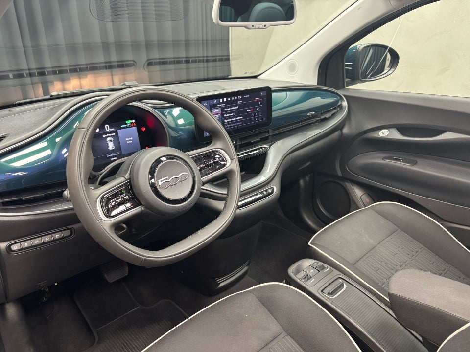 Fiat 500e 42 Icon Cabrio 2d