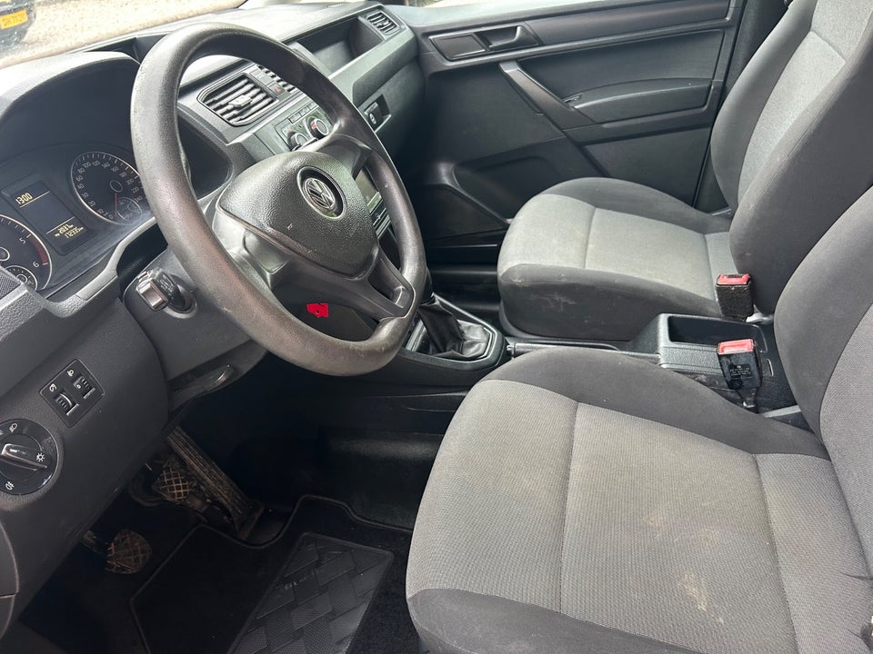 VW Caddy 1,6 TDi 75 Van 4d