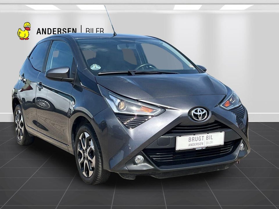 Toyota Aygo 1,0 VVT-i x-press 5d