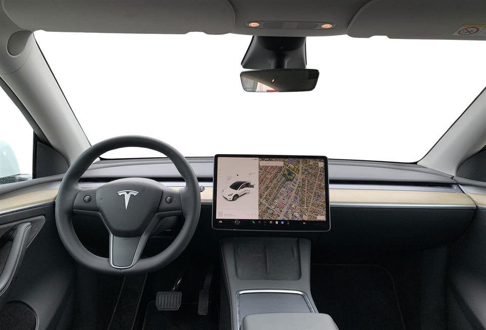 Tesla Model Y RWD 5d