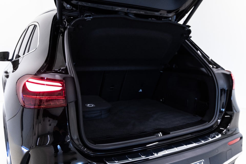 Mercedes EQA250+ AMG Advance 5d