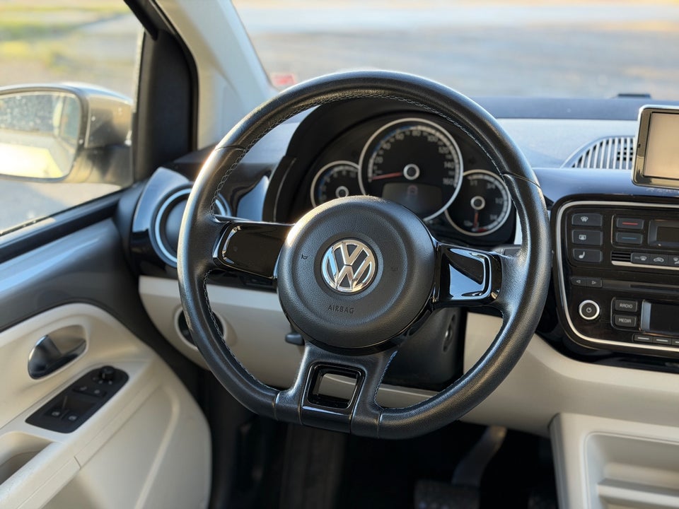 VW e-Up! High Up! 5d