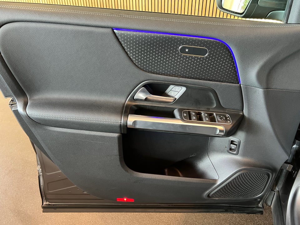 Mercedes EQB250+ Progressive 5d