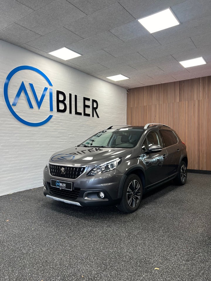 Peugeot 2008 1,6 BlueHDi 100 Allure Sky 5d