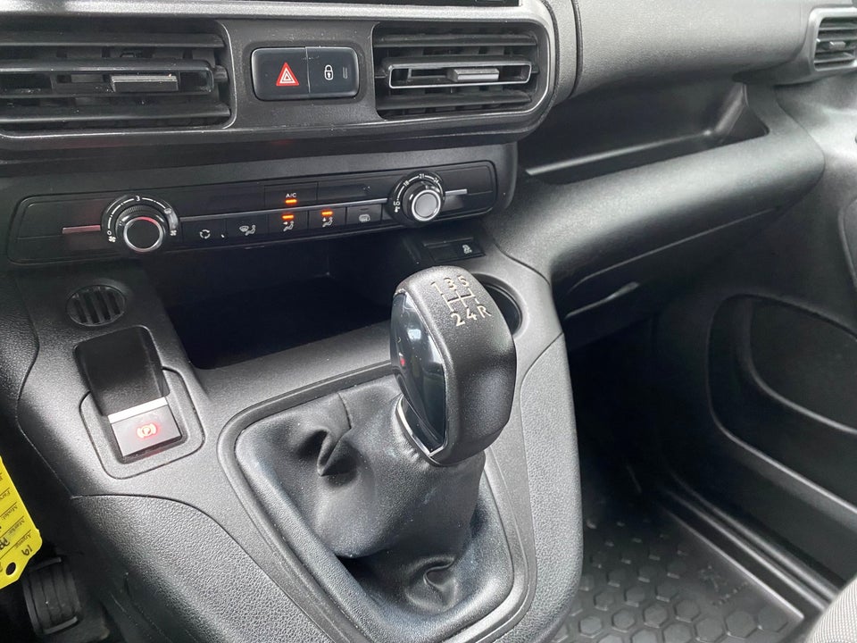 Peugeot Partner 1,5 BlueHDi 100 L2V2 Grip Van