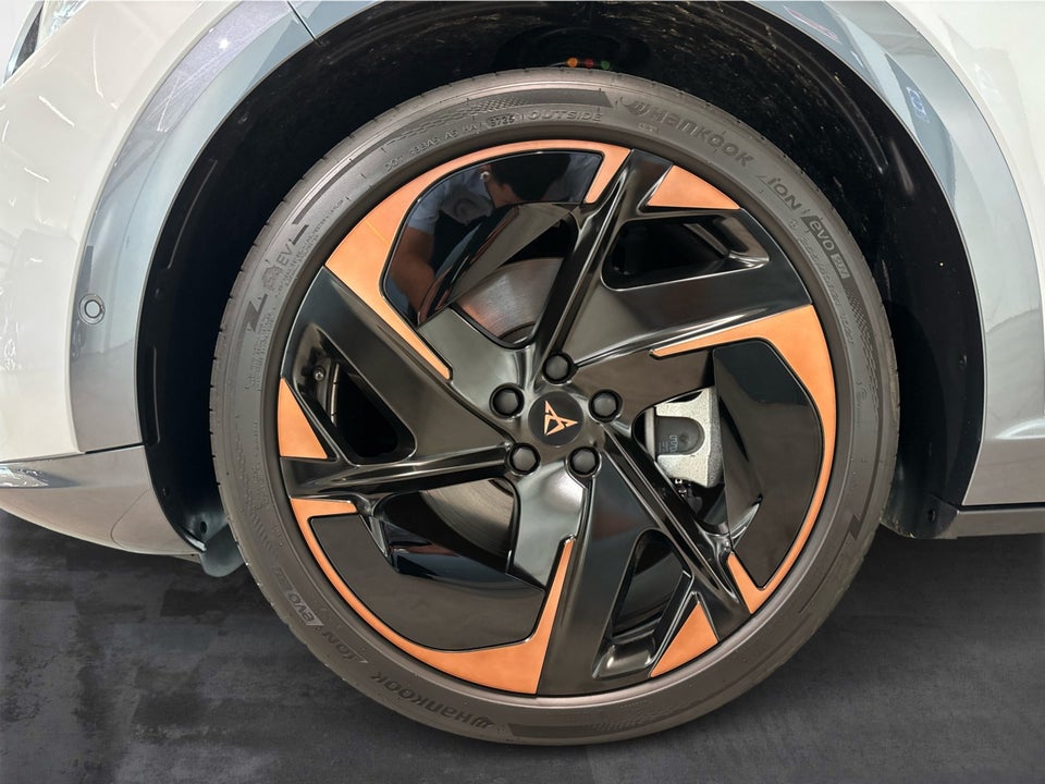 Cupra Tavascan 77 Adrenaline 5d
