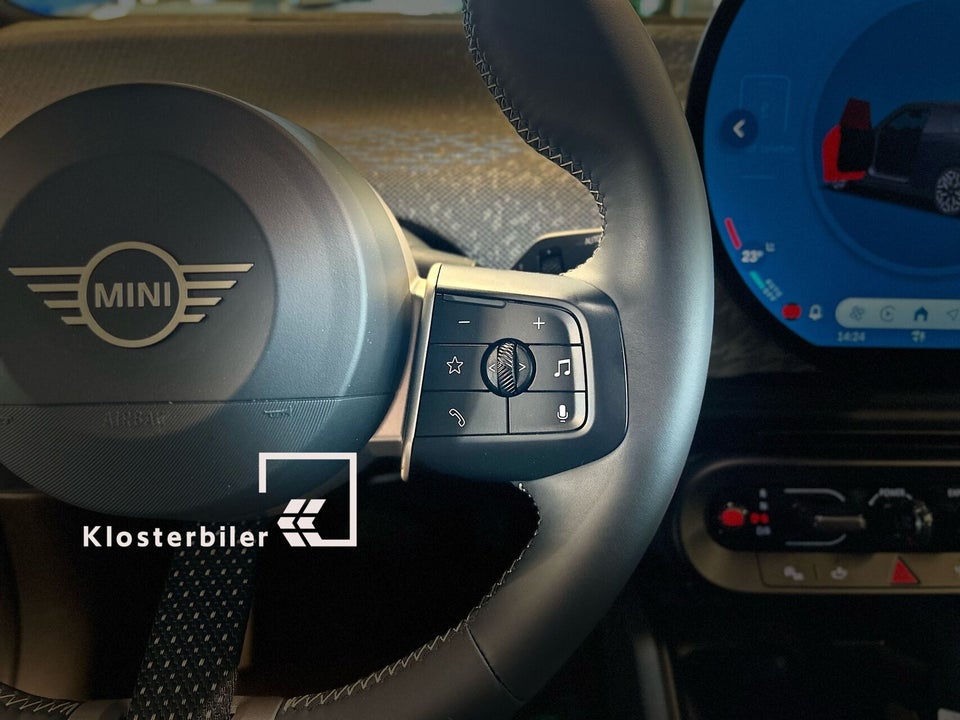 MINI Cooper SE Favoured Trim XL 3d