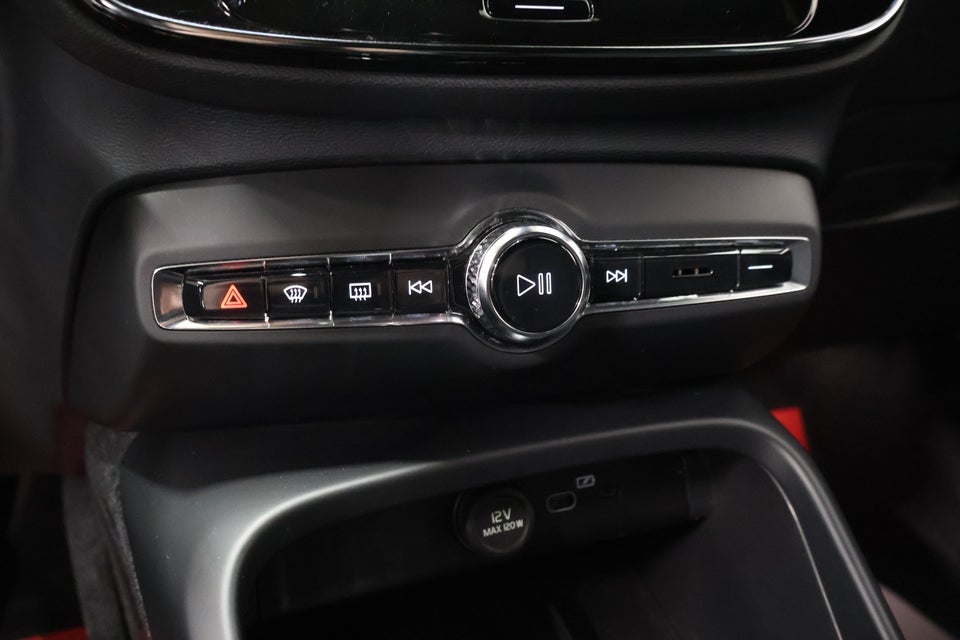 Volvo XC40 P6 ReCharge Core 5d