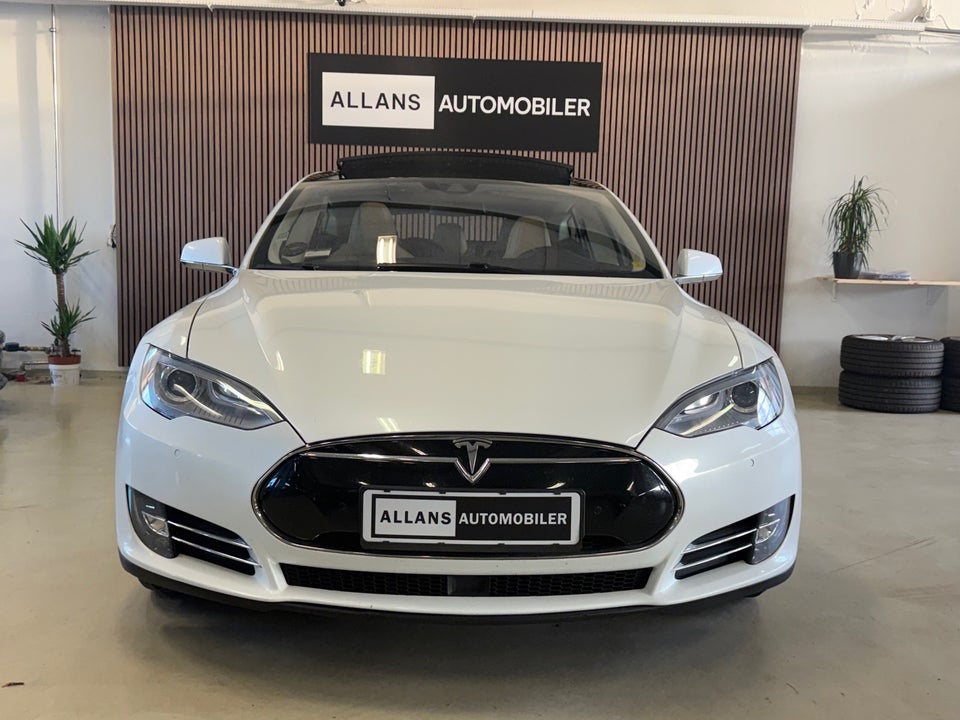 Tesla Model S P90D Ludicrous 5d