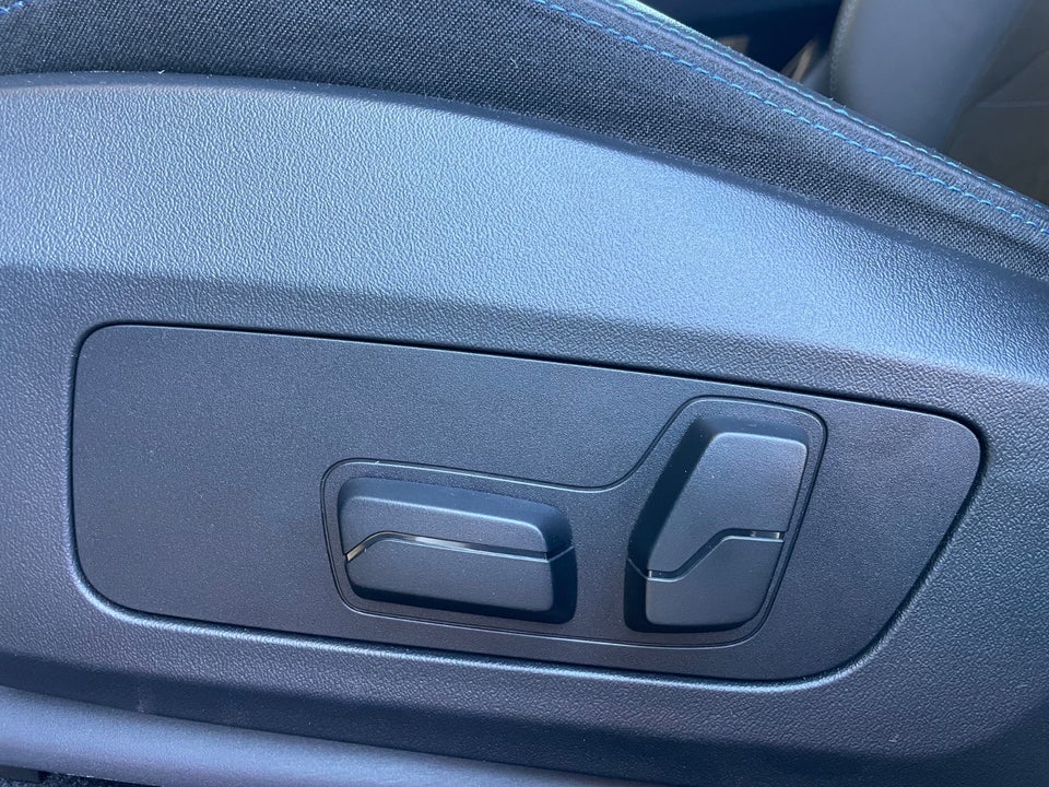 BMW iX1 eDrive20 M-Sport 5d