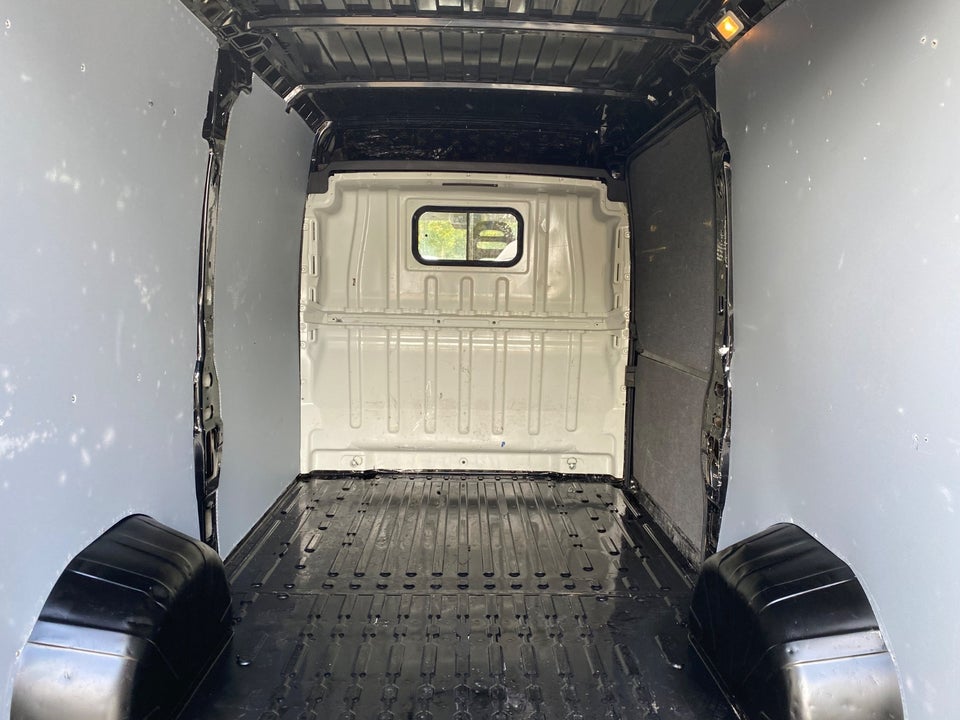 Citroën Jumper 30 2,0 BlueHDi 130 L2H2 ProffLine+ 5d