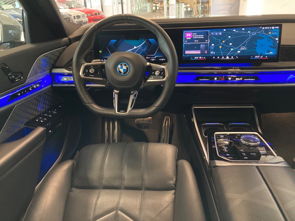 BMW i7 xDrive60 M-Sport 4d