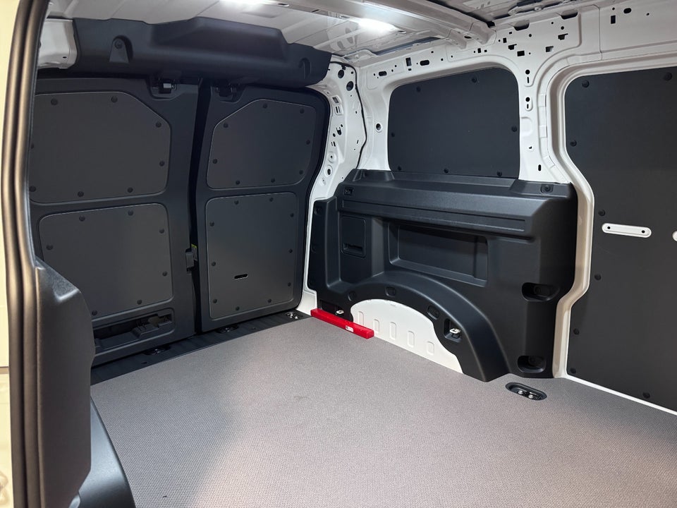 VW ID.Buzz 79 Cargo Pro