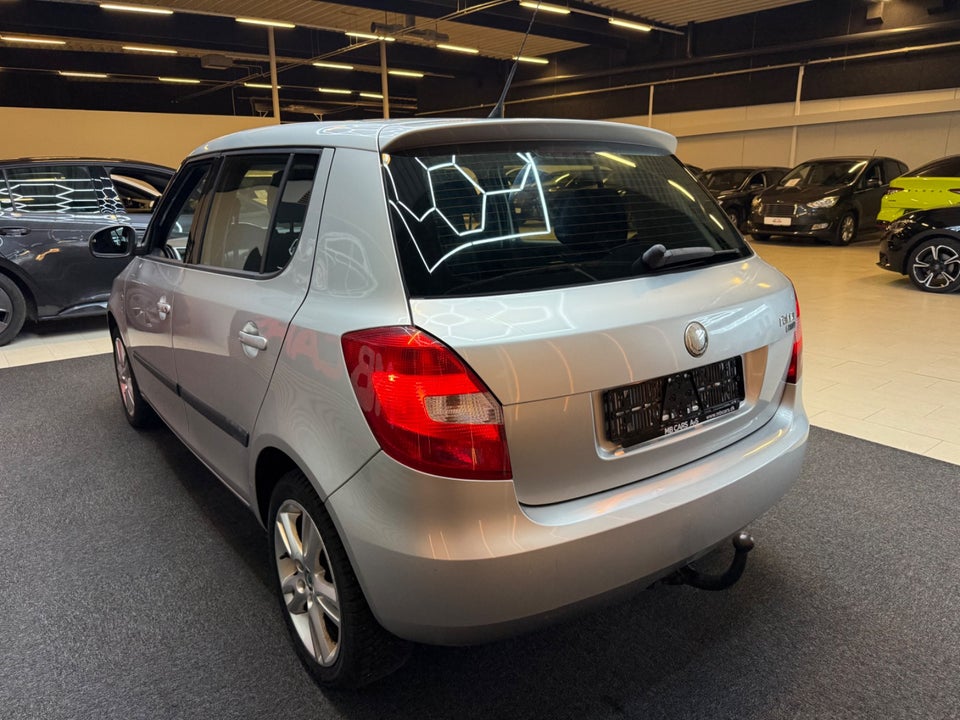 Skoda Fabia 1,6 16V Elegance 5d