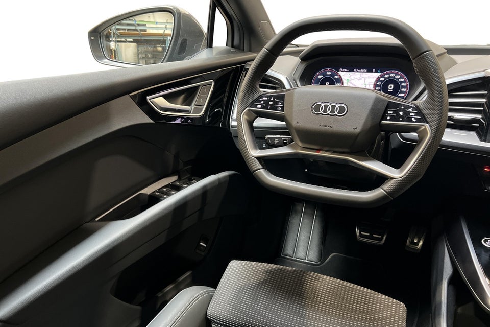 Audi Q4 e-tron 45 S-line Edition 5d