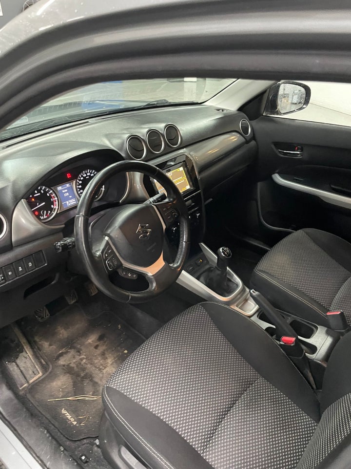 Suzuki Vitara 1,6 Active 5d