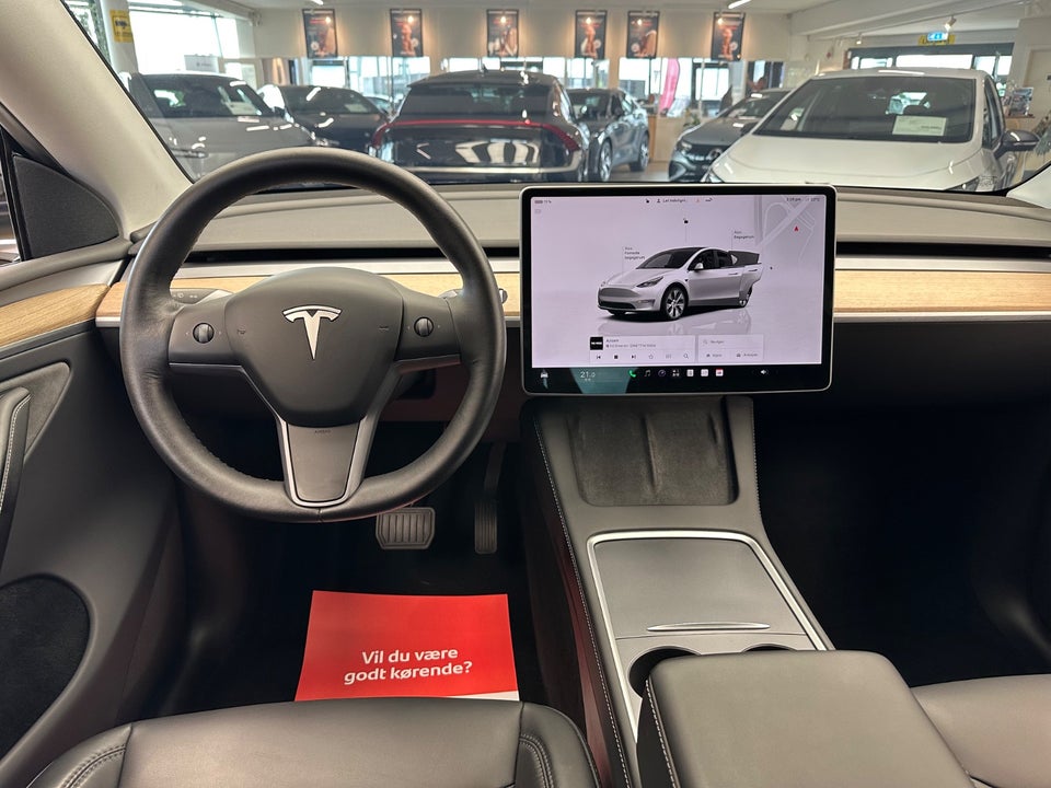 Tesla Model Y Long Range AWD 5d