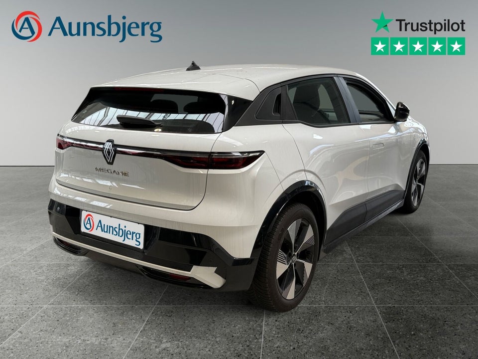 Renault Megane E-Tech 40 Equilibre 5d