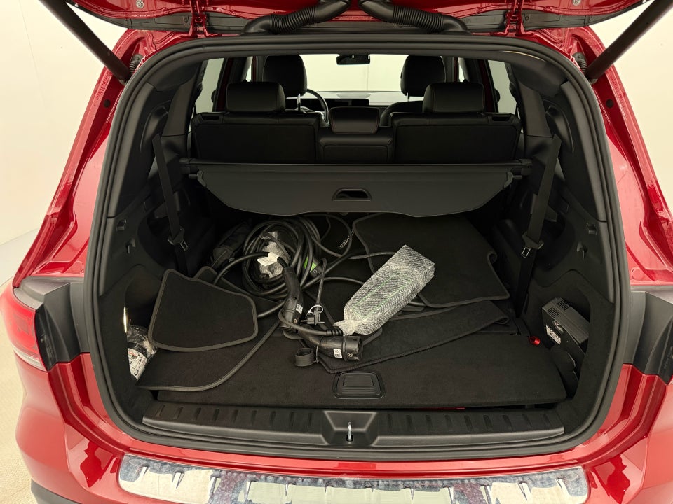 Mercedes EQB300 AMG Line 4Matic 7prs 5d