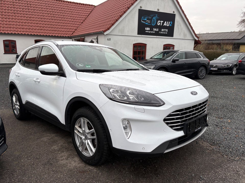 Ford Kuga 2,5 HEV Titanium X CVT 5d
