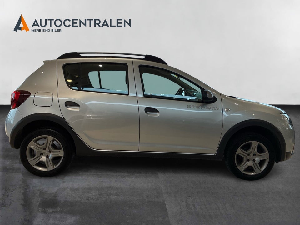 Dacia Sandero 0,9 TCe 90 Essential 5d
