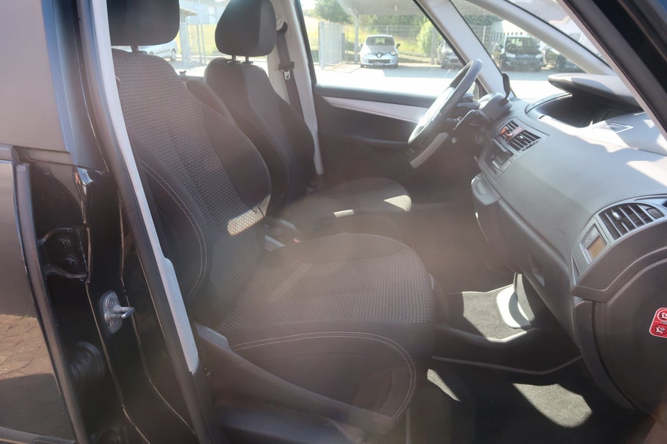 Citroën Grand C4 Picasso 1,6 e-HDi 112 Business E6G 7prs 5d