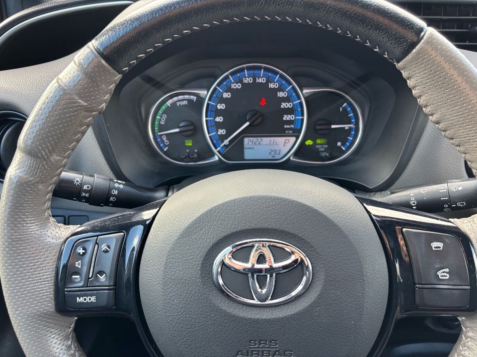 Toyota Yaris 1,5 Hybrid Delight e-CVT 5d