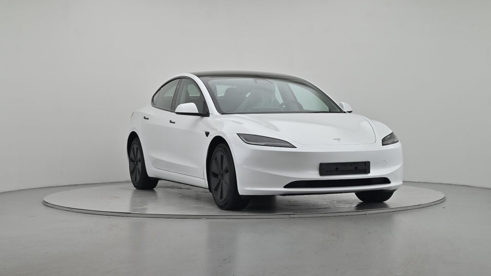 Tesla Model 3 RWD 4d