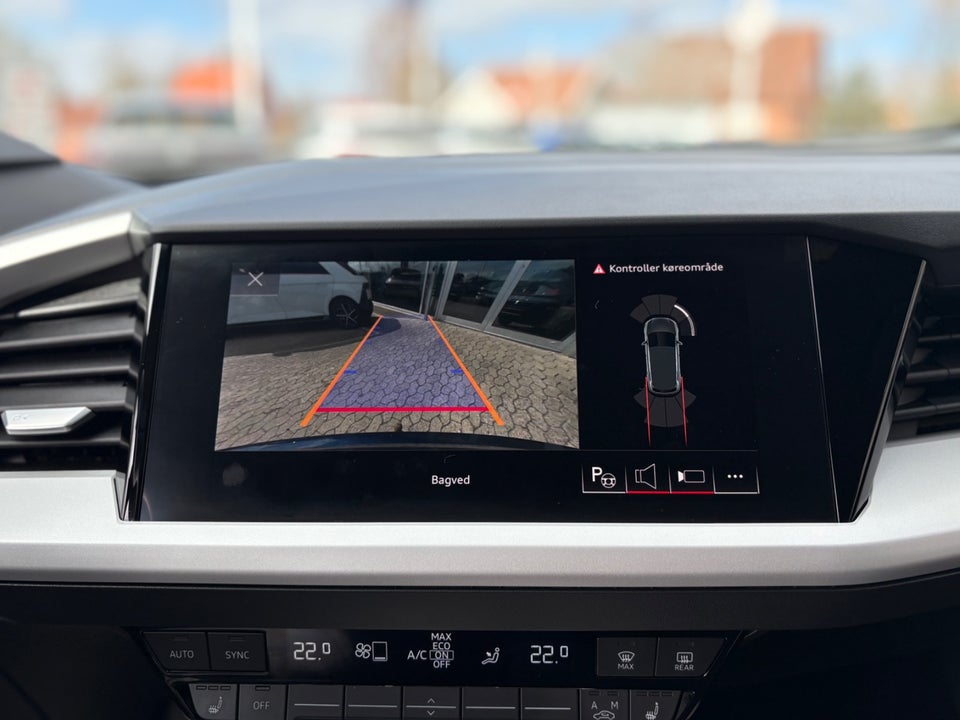 Audi Q4 e-tron 40  5d