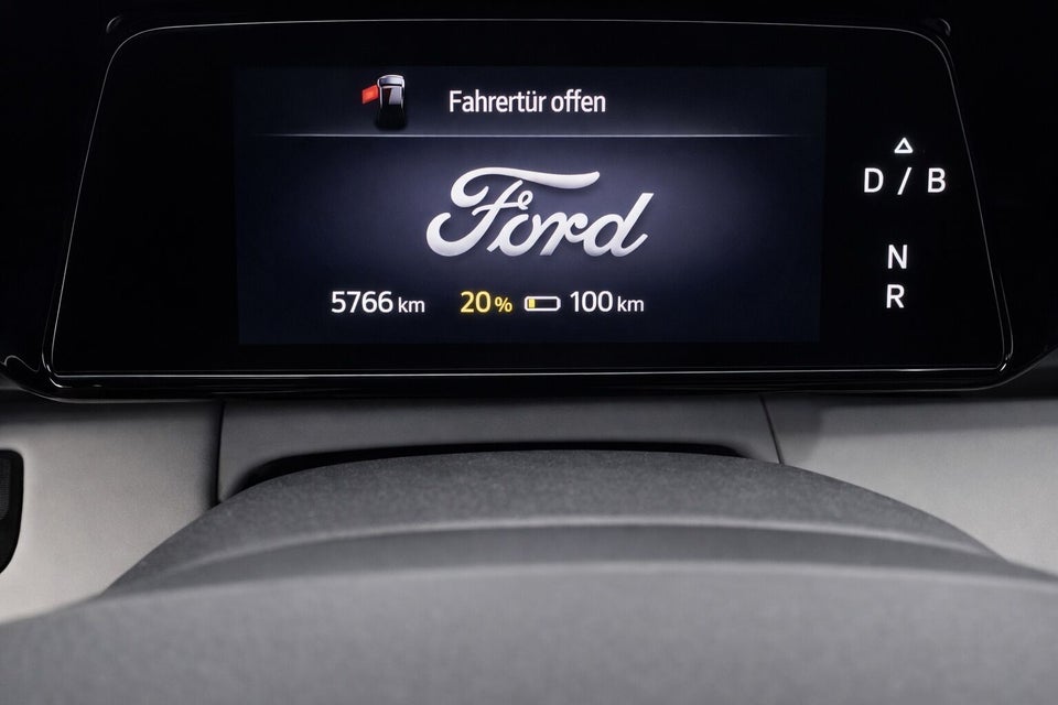 Ford Explorer 79 Premium Extended Range AWD 5d