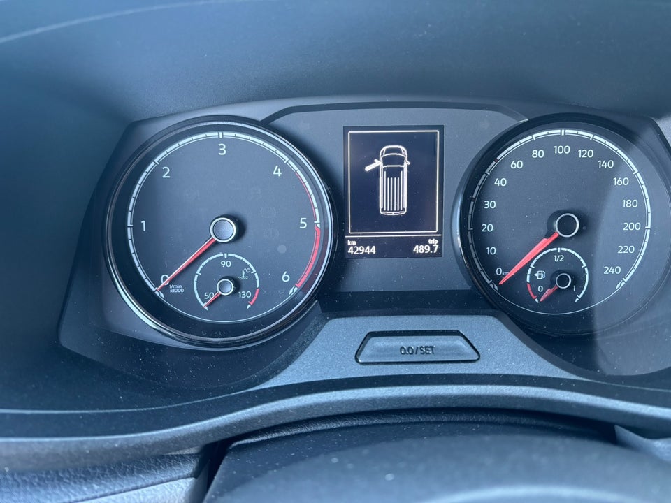 VW Transporter 2,0 TDi 204 Kassevogn DSG lang