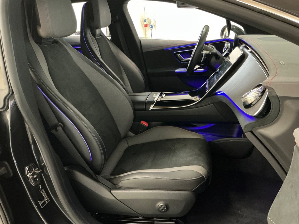 Mercedes EQE350 AMG Line 4d