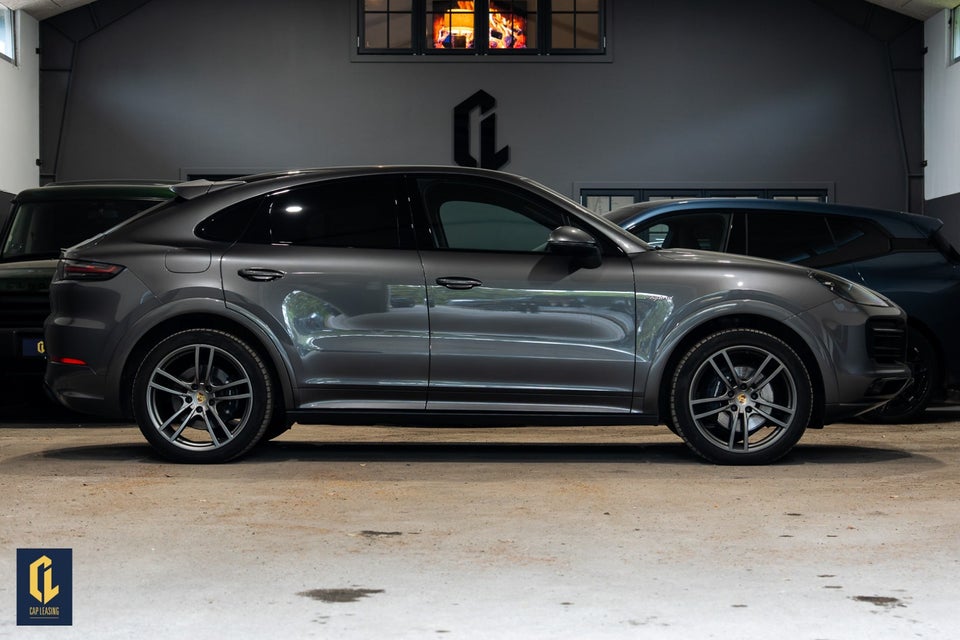 Porsche Cayenne 3,0 E-Hybrid Coupé Tiptr. 5d