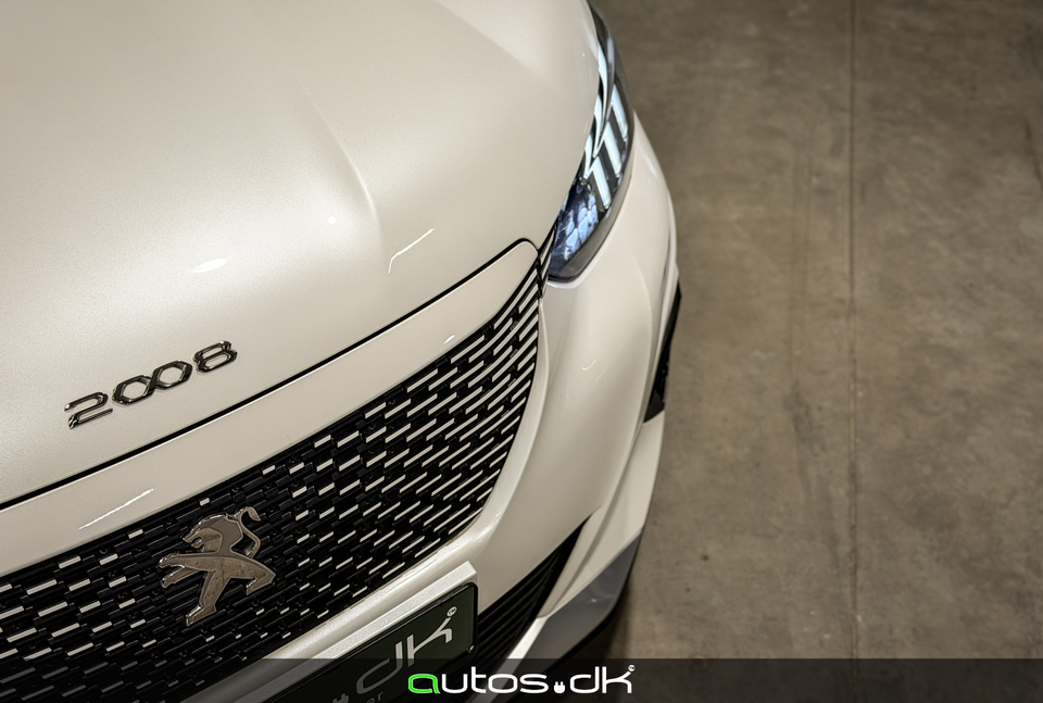 Peugeot e-2008 50 GT Premium 5d