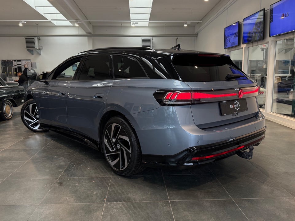 VW ID.7 77 Style Tourer 5d