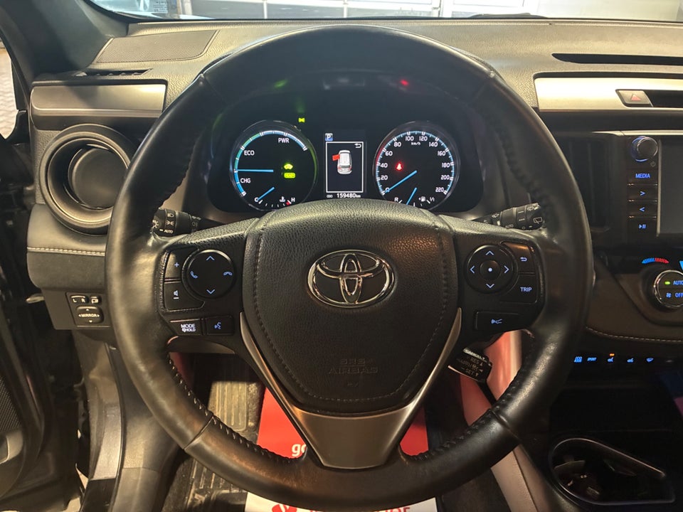 Toyota RAV4 2,5 Hybrid H3+ MDS 4x4 5d