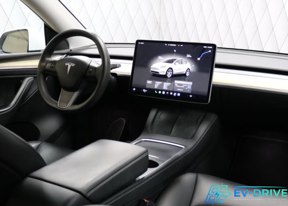 Tesla Model Y RWD 5d