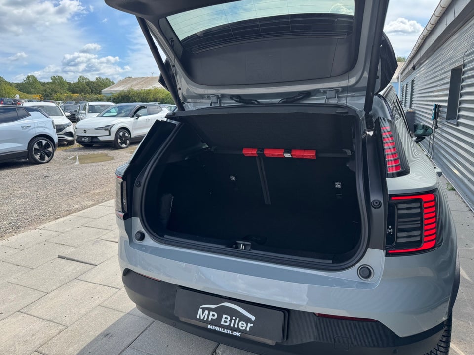 Volvo EX30 Extended Range Ultra 5d