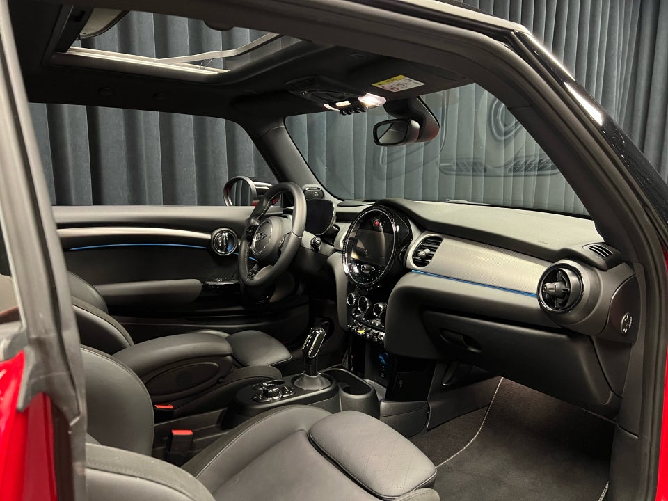 MINI Cooper SE Yours Trim 3d